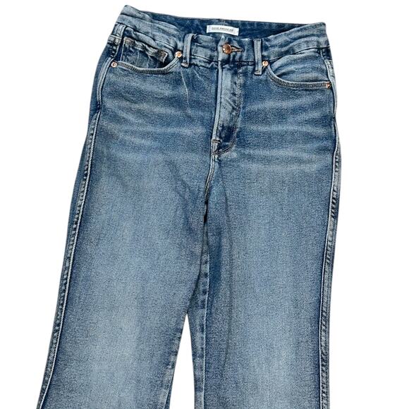 Good American Good Curve Straight Fray Hem Jeans - Picture 2 of 6